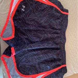 Women’s under Armour running shorts.